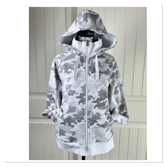 ATHLETA "Triumph" Grey Camo Zip Hoodie/Jacket - Picture 15 of 16